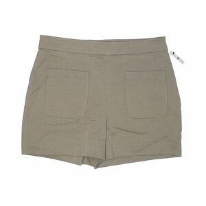 Leith Women's Cargo Shorts in Tan